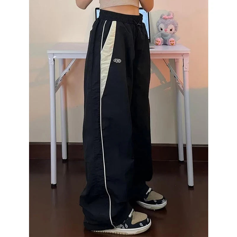 BAGGY CARGO PARACHUTE PANTS