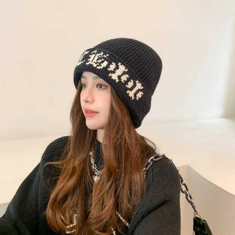 Thick Knitted Earmuff Hat for Autumn and Winter