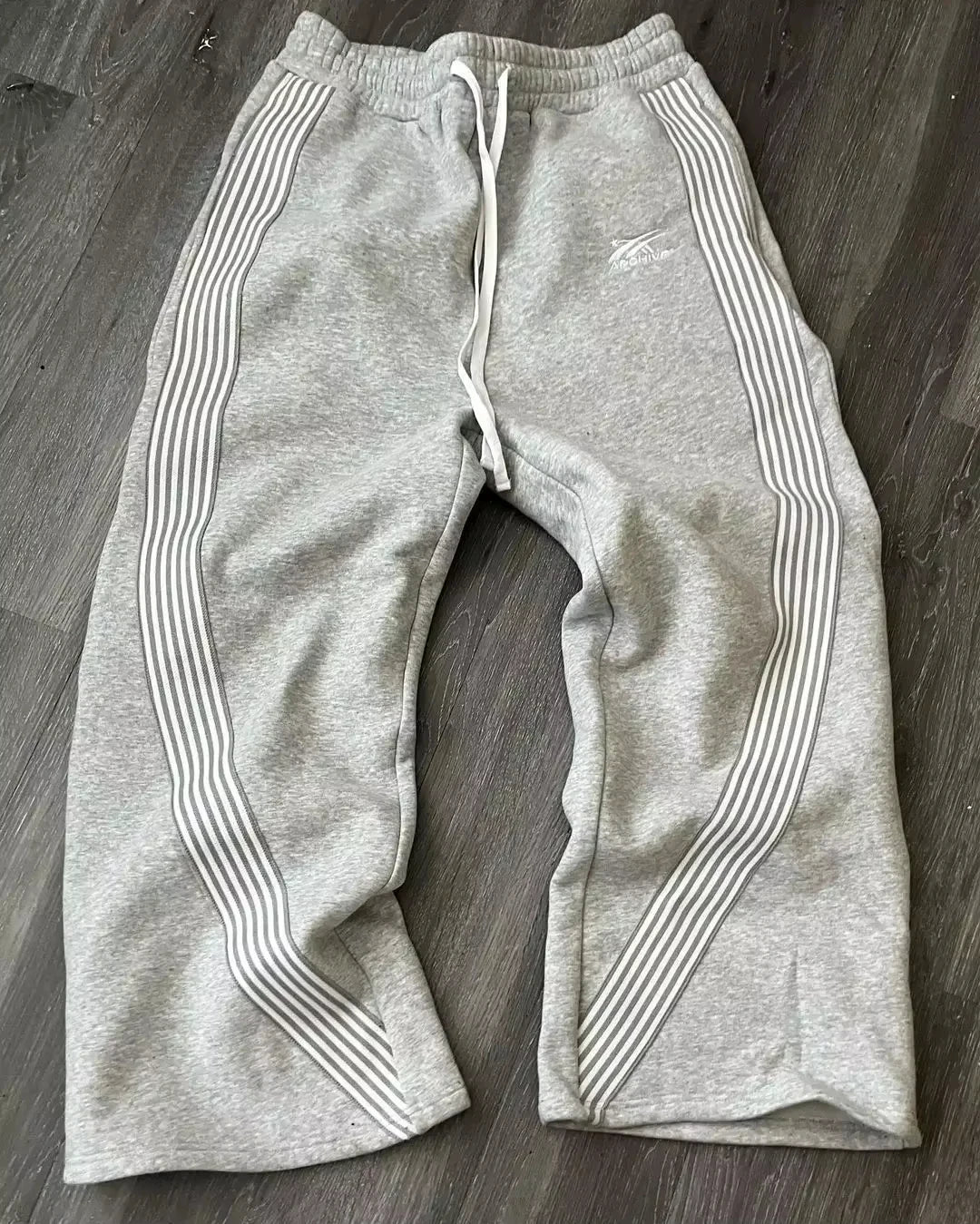 Archive Y2K Gray Tactical Joggers | White
