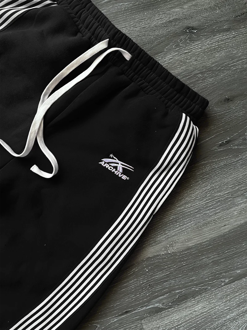 Archive Y2K Gray Tactical Joggers | Black